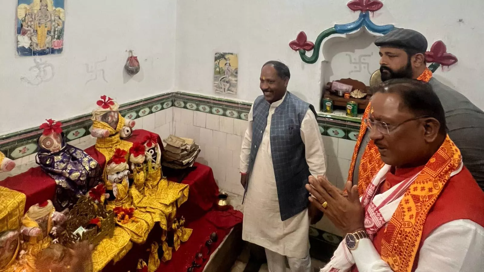 300 वर्ष प्राचीन मंदिर में CM विष्णुदेव साय ने की पूजा