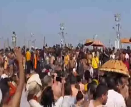 तीसरा शाही स्नान: Maha Kumbh में 12.5 करोड़ से ज्यादा श्रद्धालुओं ने लगाई आस्था की डुबकी