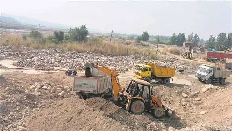 Illegal mining: डीसी ने कार्रवाई के आदेश दिए