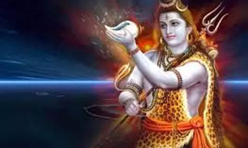 धर्म: सोमवार को करें ये चमत्कारी पाठ, भगवान शिव होंगे प्रसन्न और बरसाएंगे अपनी कृपा धर्म: सोमवार को करें ये चमत्कारी पाठ, भगवान शिव होंगे प्रसन्न और बरसाएंगे अपनी कृपा