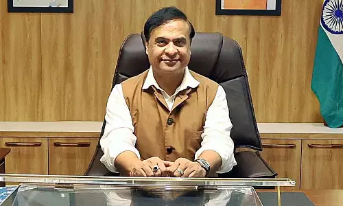 हिमंता ने स्थानीय पाब्लो एस्कोबार्स को सख्त पुलिस कार्रवाई की चेतावनी दी हिमंता ने स्थानीय पाब्लो एस्कोबार्स को सख्त पुलिस कार्रवाई की चेतावनी दी