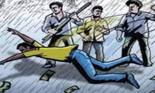 Pilibhit:  धार्मिक स्थल को लेकर दो पक्षों में हिंसक झड़प