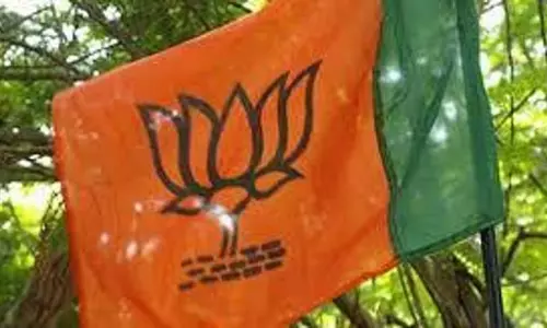 Telangana: दो सांसदों के बीच लड़ाई के कारण भाजपा जिला अध्यक्ष की नियुक्तियों में देरी Telangana: दो सांसदों के बीच लड़ाई के कारण भाजपा जिला अध्यक्ष की नियुक्तियों में देरी