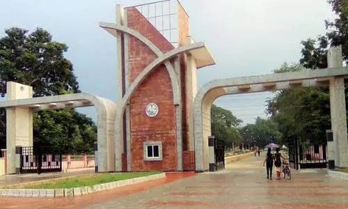 NAAC scam:  संबलपुर विश्वविद्यालय के प्रोफेसर समेत 10 सीबीआई के शिकंजे में