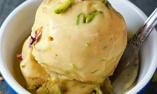केसर पिस्ता आइसक्रीम रेसिपी केसर पिस्ता आइसक्रीम रेसिपी