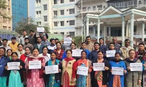 Assam सरकार के कर्मचारियों ने पुरानी पेंशन योजना के लिए