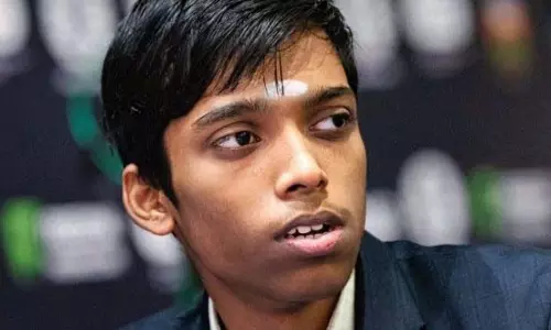 प्रग्गनानंद ने टाईब्रेकर में गुकेश को हराकर टाटा शतरंज का खिताब जीता प्रग्गनानंद ने टाईब्रेकर में गुकेश को हराकर टाटा शतरंज का खिताब जीता