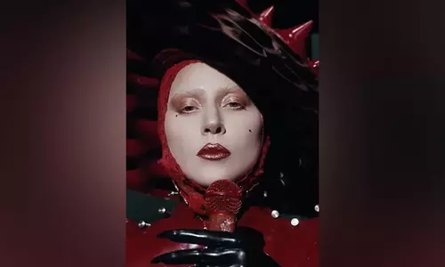 Lady Gaga ने 2025 ग्रैमी अवार्ड्स में अपने आगामी एल्बम मेहेम से अब्राकादबरा का डेब्यू किया Lady Gaga ने 2025 ग्रैमी अवार्ड्स में अपने आगामी एल्बम मेहेम से अब्राकादबरा का डेब्यू किया