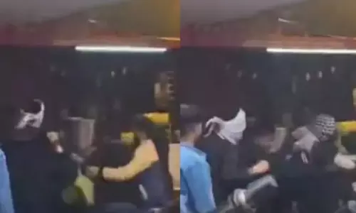 Bareilly: बरेली कॉलेज के गेट पर दबंगों की दबंगई, युवक को दौड़ा-दौड़ाकर पीटा
