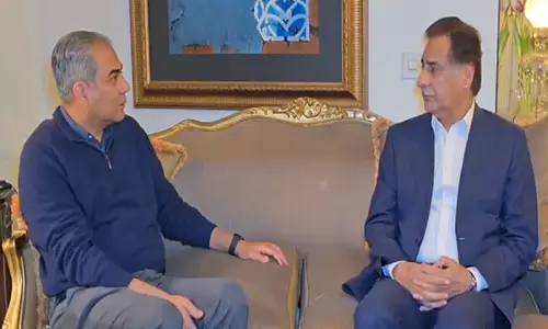 Pak गृह मंत्री और नेशनल असेंबली के स्पीकर ने इमरान खान की पार्टी के रवैये पर चर्चा की Pak गृह मंत्री और नेशनल असेंबली के स्पीकर ने इमरान खान की पार्टी के रवैये पर चर्चा की
