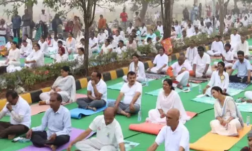 Andhra Pradesh : श्रीकाकुलम में रथ सप्तमी उत्सव शुरू हो गया Andhra Pradesh : श्रीकाकुलम में रथ सप्तमी उत्सव शुरू हो गया