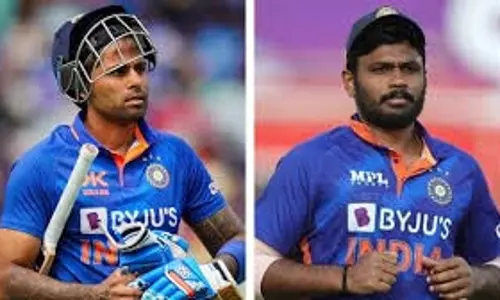 स्काई और सैमसन की फॉर्म पर सबकी नजर,भारत और इंग्लैंड के बीच पांचवां टी20 मुकाबला स्काई और सैमसन की फॉर्म पर सबकी नजर,भारत और इंग्लैंड के बीच पांचवां टी20 मुकाबला