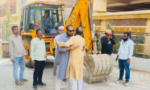 Suryanagar कॉलोनी में लंबे समय से लंबित सड़क निर्माण कार्य शुरू हुआ Suryanagar कॉलोनी में लंबे समय से लंबित सड़क निर्माण कार्य शुरू हुआ
