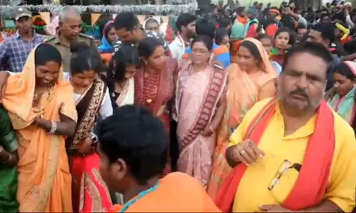 महिला विधायक ने मांदर की थाप पर किया नृत्य