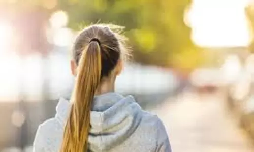 Lifestyle: सुबह की सैर से आपके मस्तिष्क में शांति के साथ मिलते हैं ढेरों लाभ Lifestyle: सुबह की सैर से आपके मस्तिष्क में शांति के साथ मिलते हैं ढेरों लाभ