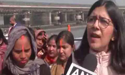 Delhi पुलिस ने केजरीवाल के आवास के बाहर प्रदर्शन करने पर स्वाति मालीवाल को हिरासत में लिया