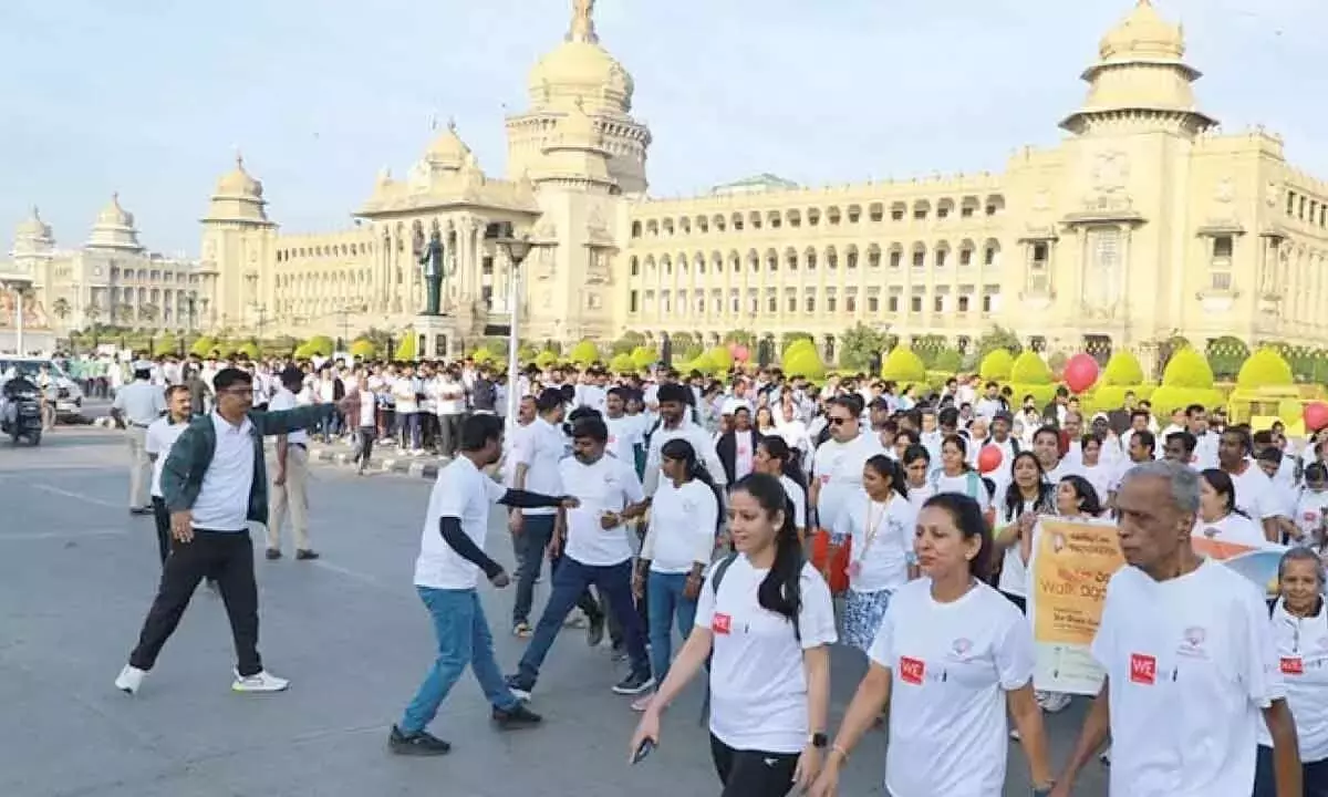 वॉकथॉन 2.0 में कैंसर के प्रति जागरूकता बढ़ाने के लिए Bengaluru में हजारों लोग चले