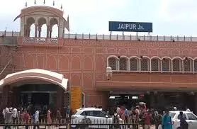 Jaipur: राजस्थान के इन 2 स्टेशनों पर रेलवे खोलेगा बैटरी स्वैप चार्जिंग स्टेशन