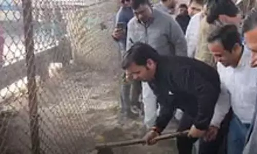 गौरव गौतम ने पलवल बस स्टैंड पर स्वच्छता अभियान का किया शुभारंभ