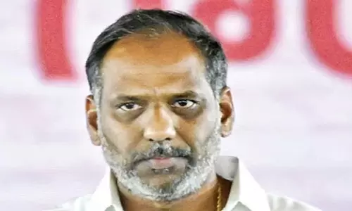 Andhra: एमएलसी चुनावों में एनडीए की जीत के लिए एकता महत्वपूर्ण Andhra: एमएलसी चुनावों में एनडीए की जीत के लिए एकता महत्वपूर्ण