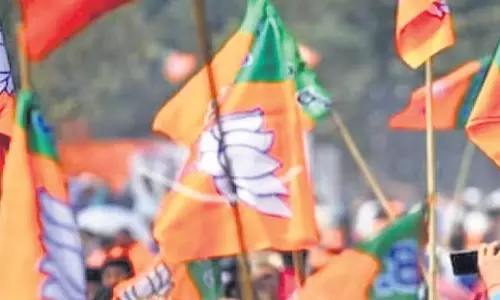 Telangana: भाजपा प्रदेश अध्यक्ष पद के लिए और दावेदार, पार्टी कार्यकारी अध्यक्ष पद पर विचार कर रही