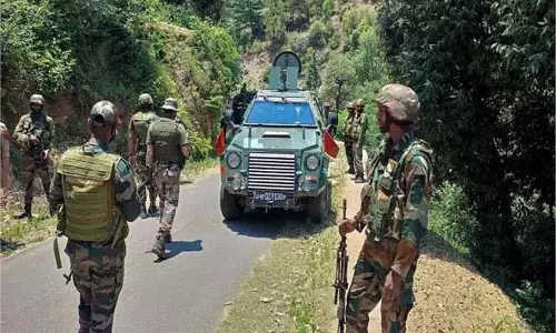 Jammu-Kashmir: आतंकी हमले से इलाके में दहशत, सेना ने शुरू किया ऑपरेशन