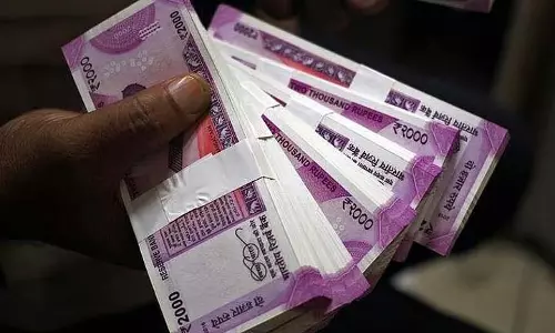 कालाहांडी में नकदी बरामदगी से Odisha में देशी शराब के व्यापार पर कर की नजर कालाहांडी में नकदी बरामदगी से Odisha में देशी शराब के व्यापार पर कर की नजर