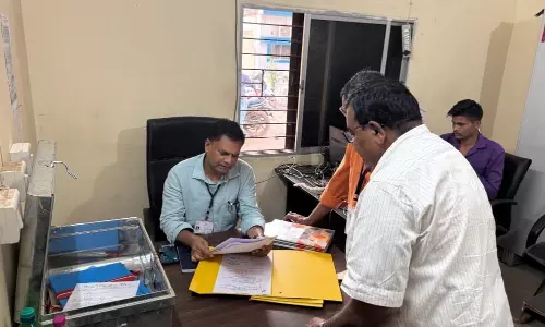 व्यय प्रेक्षक ने निगम और नगर पालिका के अभ्यर्थियों के खातों का किया निरीक्षण व्यय प्रेक्षक ने निगम और नगर पालिका के अभ्यर्थियों के खातों का किया निरीक्षण