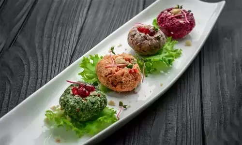 Mushroom Galouti Kebab: इस रेसिपी से बने मशरूम गैलौटी कबाब Mushroom Galouti Kebab: इस रेसिपी से बने मशरूम गैलौटी कबाब