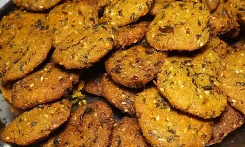 Methi Vada Recipe:शाम के स्नैक्स में इस बार मेथी वड़ा बनाएं