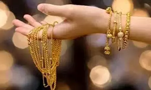 सोने की कीमतों में 680 रुपये प्रति सोवरेन की गिरावट सोने की कीमतों में 680 रुपये प्रति सोवरेन की गिरावट
