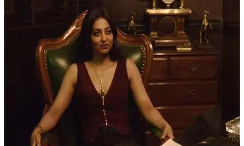 अक्का का टीज़र: YRF की नवीनतम थ्रिलर में कीर्ति सुरेश, राधिका आप्टे सत्ता के लिए संघर्ष करती नज़र आएंगी अक्का का टीज़र: YRF की नवीनतम थ्रिलर में कीर्ति सुरेश, राधिका आप्टे सत्ता के लिए संघर्ष करती नज़र आएंगी