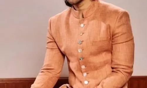 अली फजल ने हिंदी सिनेमा, OTT, Hollywood और साउथ में डेब्यू के बारे में बात की अली फजल ने हिंदी सिनेमा, OTT, Hollywood और साउथ में डेब्यू के बारे में बात की