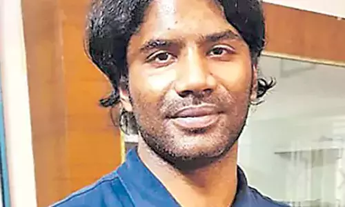शिकायत दर्ज कराने गई महिलाओं को आत्महत्या की धमकियां: मस्तान साईं मामले में नए पहलू शिकायत दर्ज कराने गई महिलाओं को आत्महत्या की धमकियां: मस्तान साईं मामले में नए पहलू