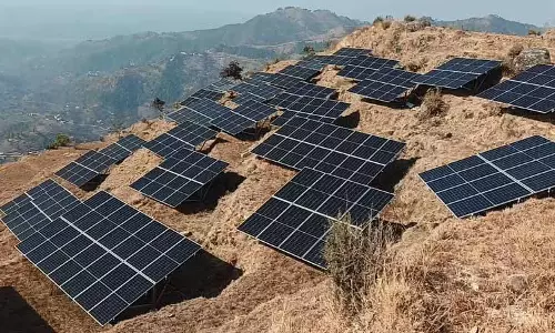 Mandi में बंजर भूमि पर 1 मेगावाट की सौर परियोजना स्थापित की