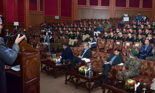 मुख्यमंत्री ने गणतंत्र दिवस परेड में उत्कृष्ट प्रदर्शन के लिए NCC कैडेटों की सराहना की मुख्यमंत्री ने गणतंत्र दिवस परेड में उत्कृष्ट प्रदर्शन के लिए NCC कैडेटों की सराहना की