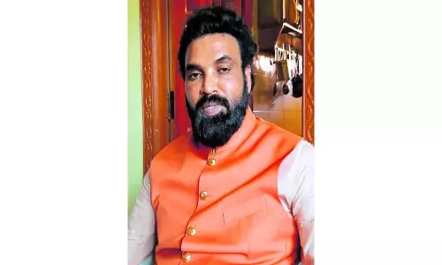 BJP leader B Sriramulu: पार्टी पदाधिकारियों को उनके योगदान के अनुसार पुरस्कृत किया जाना चाहिए BJP leader B Sriramulu: पार्टी पदाधिकारियों को उनके योगदान के अनुसार पुरस्कृत किया जाना चाहिए