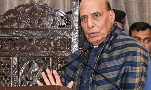 Rajnath Singh ने चीन के मामले में सेना प्रमुख पर राहुल गांधी की टिप्पणी का खंडन किया