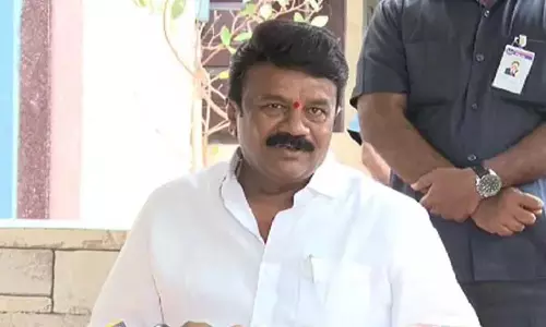 क्या अध्यक्ष को अनुरोध पर सदन को तुरंत स्थगित कर देना चाहिए?: Former Minister Talasani
