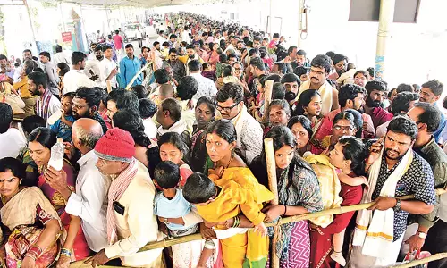 Telangana: बसारा क्षेत्र में वसंत पंचमी उत्सव Telangana: बसारा क्षेत्र में वसंत पंचमी उत्सव