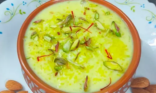 Kesar Phirni स्वादिष्ट और पौष्टिक डिश Kesar Phirni स्वादिष्ट और पौष्टिक डिश