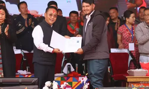 Sikkim के मुख्यमंत्री ने 27 परिवारों को भूमि स्वामित्व दस्तावेज