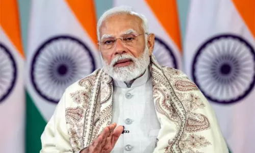 PM मोदी कल महाकुंभ मेले का दौरा करेंगे और संगम में पवित्र डुबकी लगाएंगे PM मोदी कल महाकुंभ मेले का दौरा करेंगे और संगम में पवित्र डुबकी लगाएंगे