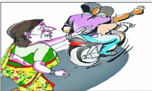 बदमाशों ने महिला पुलिस इंस्पेक्टर के गले से छीनी सोने की चेन