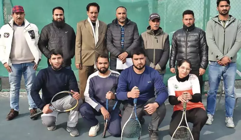 अंतरराष्ट्रीय चैंपियनशिप से पहले अंतिम ट्रायल के लिए जम्मू-कश्मीर के 4 सॉफ्ट टेनिस खिलाड़ी चुने गए अंतरराष्ट्रीय चैंपियनशिप से पहले अंतिम ट्रायल के लिए जम्मू-कश्मीर के 4 सॉफ्ट टेनिस खिलाड़ी चुने गए