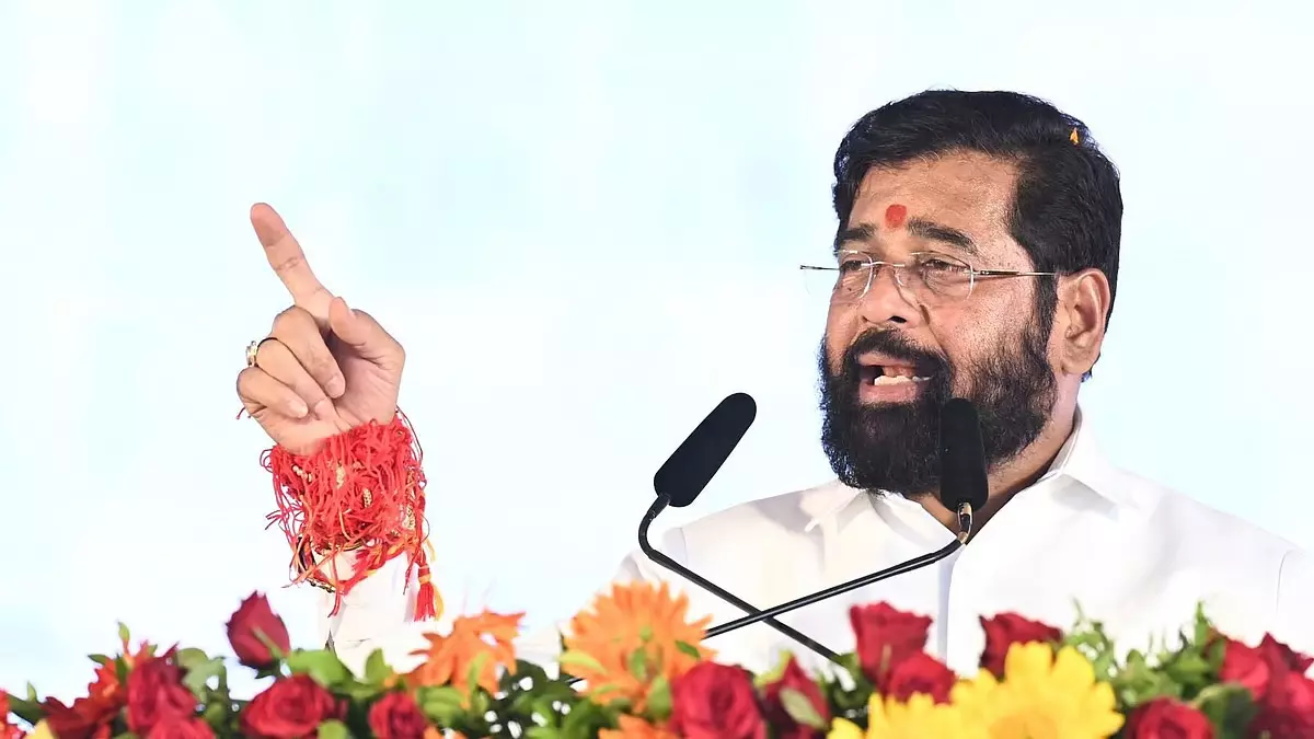Maharashtra: डिप्टी कमिश्नर का कहना है कि 5 साल में 8 लाख घर बनाएगी Maharashtra: डिप्टी कमिश्नर का कहना है कि 5 साल में 8 लाख घर बनाएगी