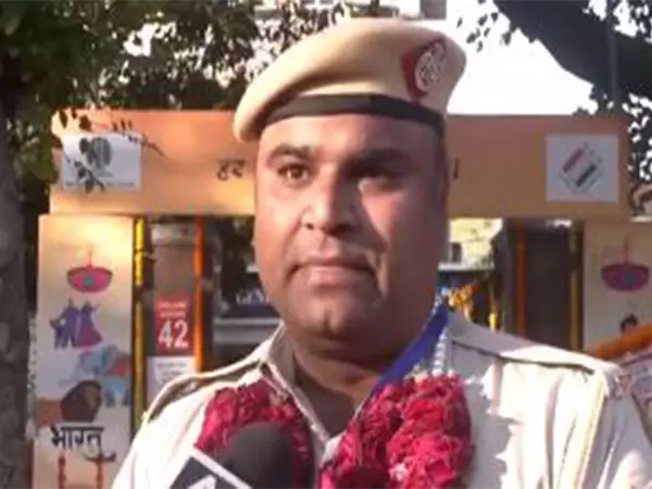 नई दिल्ली निर्वाचन क्षेत्र से निर्दलीय उम्मीदवार के रूप में चुनाव लड़ रहे Delhi Police के कांस्टेबल