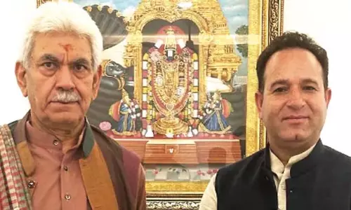 Jammu सुनील शर्मा ने एलजी सिन्हा से मुलाकात की