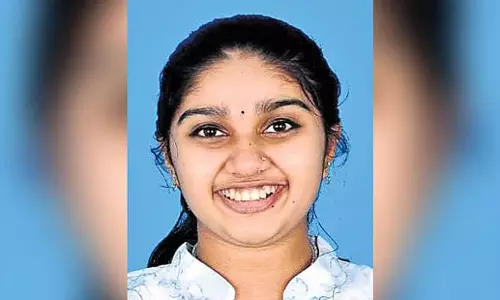 Kerala: कन्नूर की दसवीं कक्षा के छात्र की कविता सीबीएसई की पाठ्यपुस्तक में शामिल