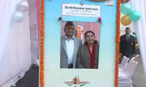 Delhi Election: भारतीय सेना प्रमुख जनरल उपेंद्र द्विवेदी ने वोट डाला Delhi Election: भारतीय सेना प्रमुख जनरल उपेंद्र द्विवेदी ने वोट डाला